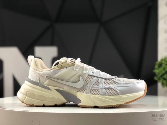 耐克 Nike V2K Run 舒适 百搭防滑耐磨 低帮 休闲跑步鞋 货号：Fd0736 108尺码：如图所示 All Tfa