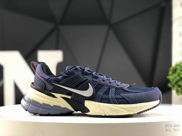 耐克 Nike V2K Run 舒适 百搭防滑耐磨 低帮 休闲跑步鞋 货号：Fn6703-400尺码：如图所示 All Tfa