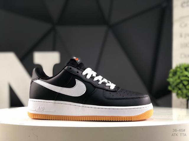 耐克 Nike Air Force 1 Low 空军一号 Af1 2025年新款 低帮百搭厚底**休闲运动板鞋。柔软、弹性十足的缓震性能和出色的中底设计，横跨复
