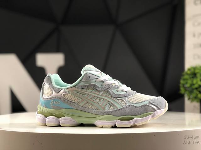 亚瑟士 Asics Gel-Nyc 亚瑟士运动休闲透气专业跑鞋 1203A383-005#鞋面采用反绒皮与网布拼接 透气舒适兼具休闲时尚 结合简明的配色 展现品