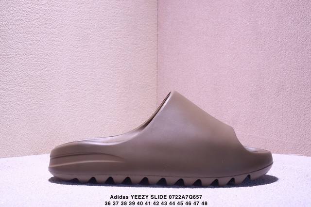 公司级Adidas阿迪达斯Yeezy Slide 椰子拖鞋侃爷一字拖沙滩防滑凉拖鞋Xm0722Q657