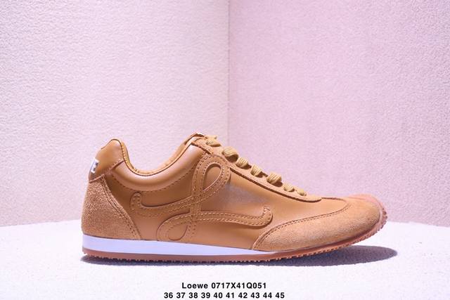 Loewe 罗意威 Ballet Runner 25Ss巴黎时装周 复古运动鞋 代购专供品质 原版私模大底 版型和材质均1比1完美复刻 内里全包头层小羊皮 尺码