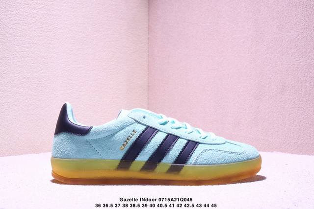 Adidas Originals Gazelle Indoor 三叶草休闲防滑耐磨低帮板鞋鞋头出色设计 塑就出众贴合感稳固的后跟贴合足部曲线设计软弹舒适 不易磨