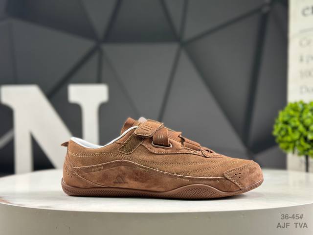阿迪达斯 Adidas Urban Reverie 阿迪舒适时尚魔术贴防滑耐磨生活休闲鞋货号：Kj4034尺码：36 36.5 37 38 38.5 39 40