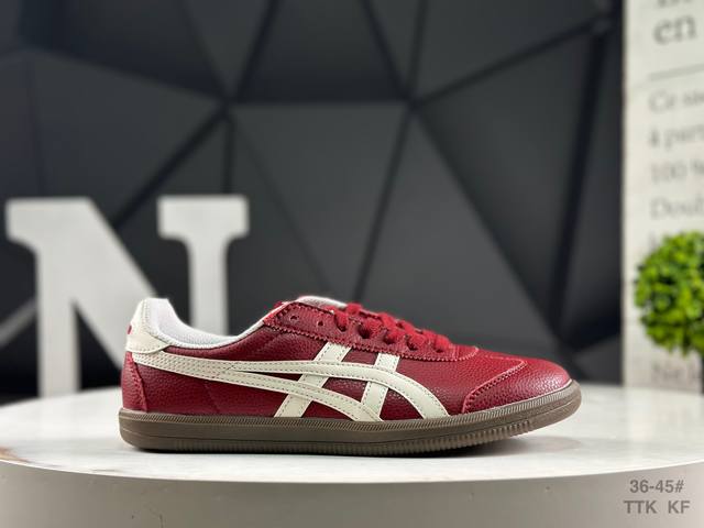 亚瑟士 Onitsuka Tiger Tokuten 复古低帮休闲跑鞋 实拍首发Tokuten的灵感来源于80年代的室内用鞋T-Toe前足补强设计 室内鞋的橡胶
