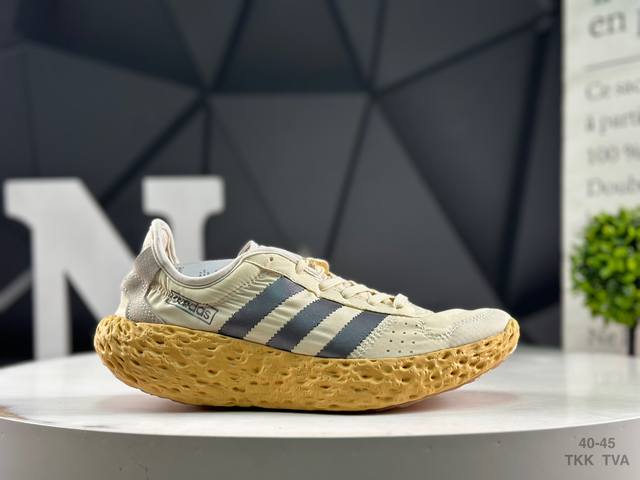 阿迪达斯 Adidas Originals Zponge 舒适缓震休闲低帮跑步鞋外观设计复古又带潮流感独特脚感和复古颜值缓震回弹大底 极度舒适官方货号:Jh81