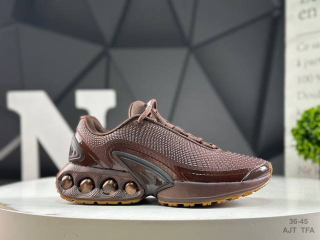 耐克 Nike Air Max Dn 舒适简约减震防滑 低帮跑步鞋 今年 Air Max Day，搭载 “Dynamic Air”技术的 Nike Air Ma