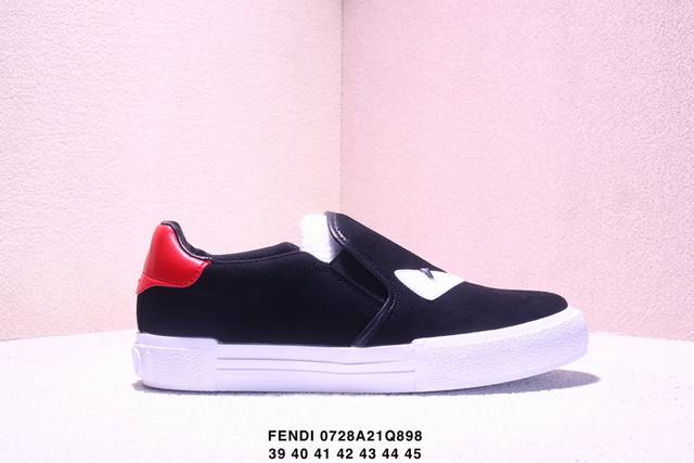 Fendi芬迪 小怪兽 皮革 舒适简约 板鞋尺码:39-45Xm0728Q898
