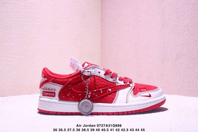 公司级Nike Air Jordan 1 X Travis Scott Aj1倒勾 乔一倒钩 ‘Diy’定制 耐克 低帮文化篮球鞋 完美品质出货 细节如图所示