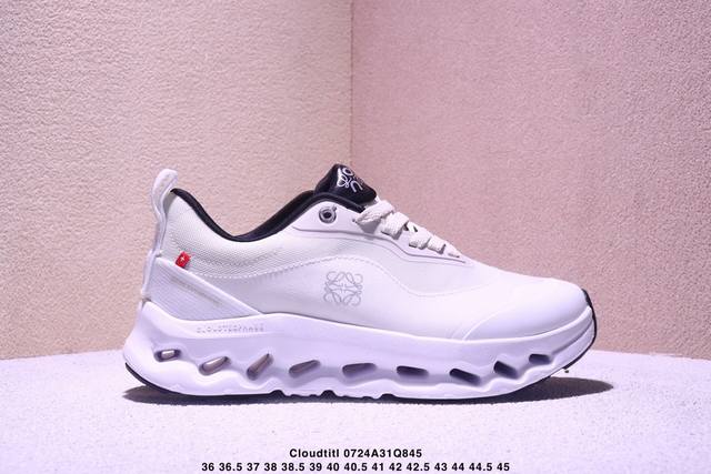 昂跑 训练鞋Cloudtitl新品男女同款防水缓震徒步鞋厚底增高运动老爹鞋。云模块高弹Eva十橡胶组合，缓震回弹双效合一，抓地力及耐磨性兼备原装进口织物鞋面，厚