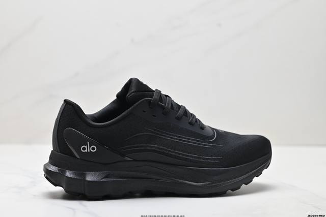 真标Alo Yoga Alo Runner 舒适百搭防滑透气 低帮跑步鞋尺码:36 36.5 37.5 38 38.5 39 40 40.5 41 42 42.
