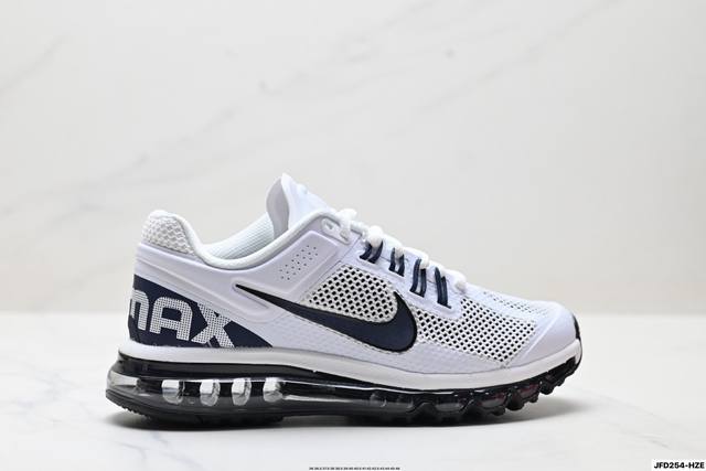 公司级Nike Air Max 2013 联名气垫跑鞋 整体依旧以Stussy标志性的麻布编织材质覆盖 鞋身大面积采用了网眼材质为主 并且后跟部分还带有反勾Sw