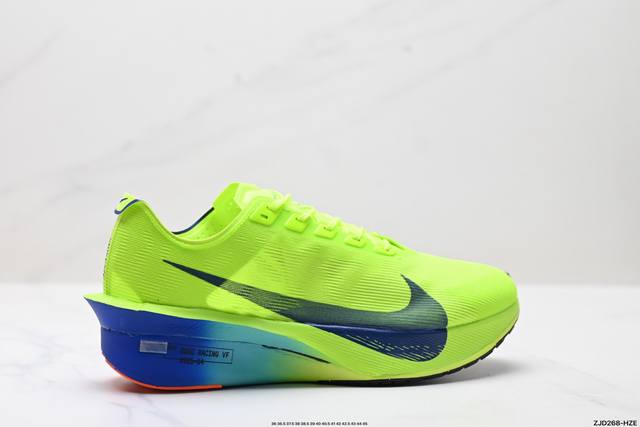 公司级Nike Zoomx Vaporfly Next% 4耐克 轻量化 网面透气运动鞋 真碳版本这款新一代最强跑鞋在鞋面和鞋底都进行了全方位升级鞋面使用了全新