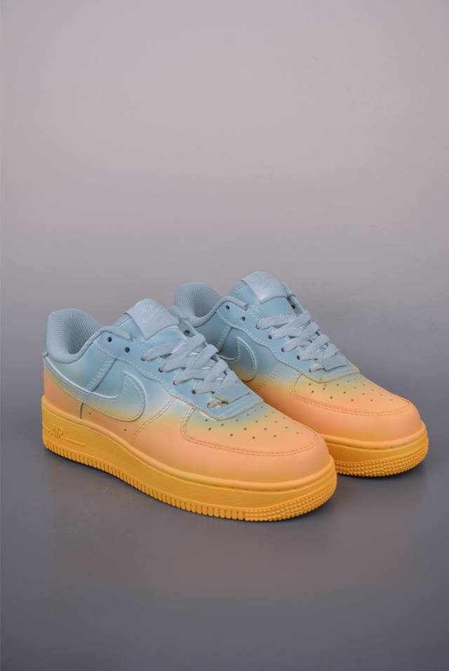 Nike Air Force 1 Low 蓝黄渐变原楦头原纸板 打造纯正空军版型专注外贸渠道 全掌内置蜂窝气垫 原盒配件 原厂中底钢印、拉帮完美 官方货号: G