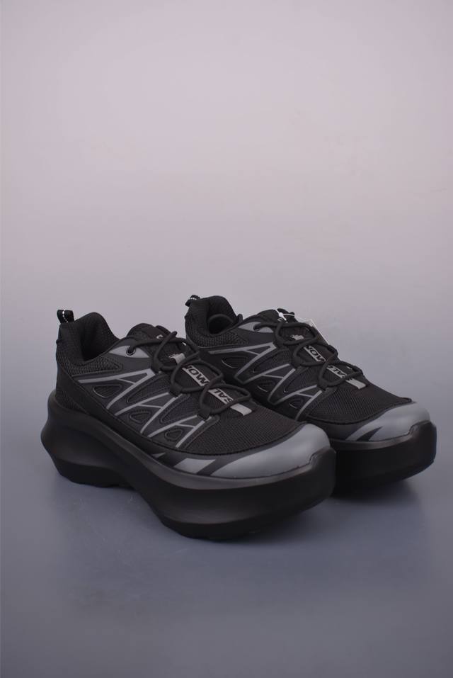 Cdg X Salomon 厚底萨洛蒙联名款Xt-6系列 原材料打造 一比一原版细节 实拍首发 延续品牌设计基因 融合简约的设计和实用的技术性联名鞋款依旧是黑白