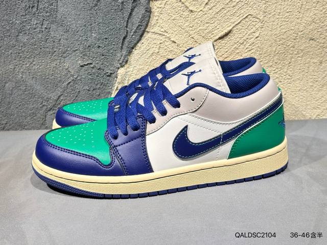 新品上市实拍 Air Jordan 1 Low 低帮 蓝柠檬 Aj1 乔丹1代 Aj1 乔1 低邦 蓝黄拼接 乔丹篮球鞋系列 鞋身采用蓝色皮革勾勒轮廓，明黄色注