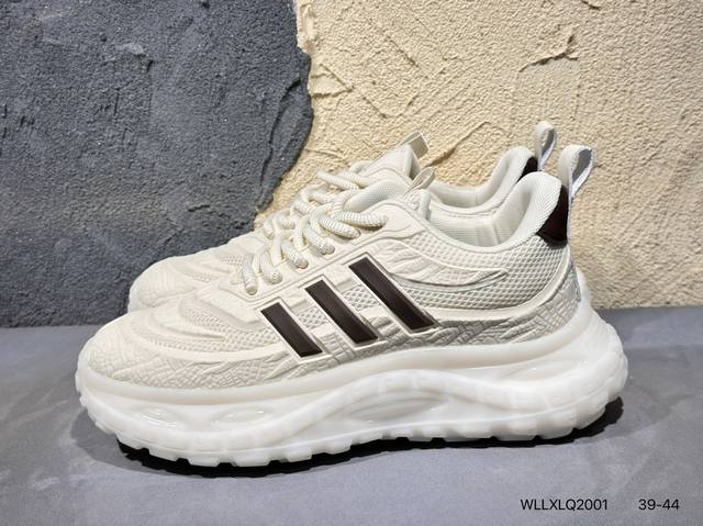新品上市实拍 Ecco爱步 广东原版透气 配备原版三件套 防尘纸 高弹大底 全头层牛皮 新款百搭休闲款 纯手工制成 鞋面走线工整 清晰质感 原单品质 拼接运动透
