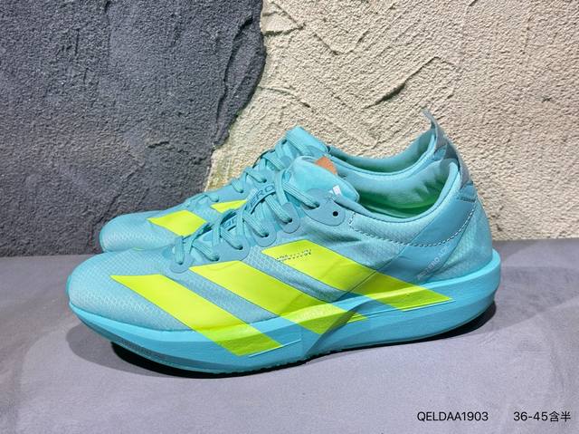 新品上市实拍 Adidas Adizero Boston 13泡棉搭配全掌碳板 缓震透气跑步鞋Adizeroboston12跑鞋专为中长跑而设计它们通过来自En