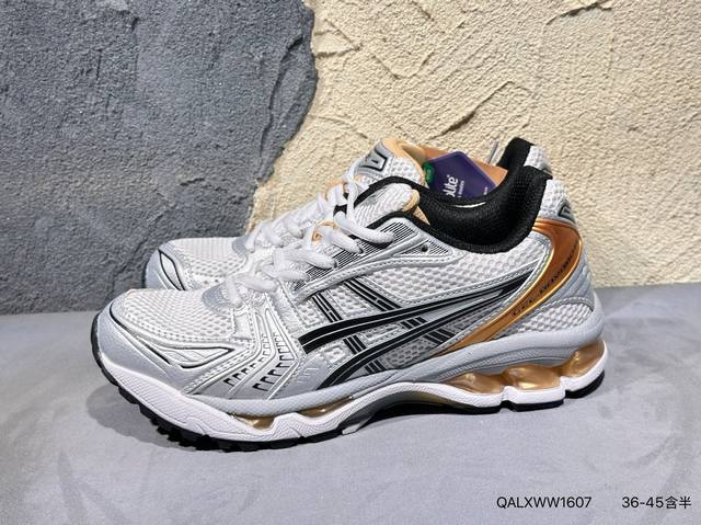 新品上市实拍 Asics 亚瑟士 Gel-Lyte Iii 运动鞋 男女休闲鞋复古运动鞋轻便舒适简约复古又百搭材质选择了大面积麂皮与网眼面料打造，保证了质感与透