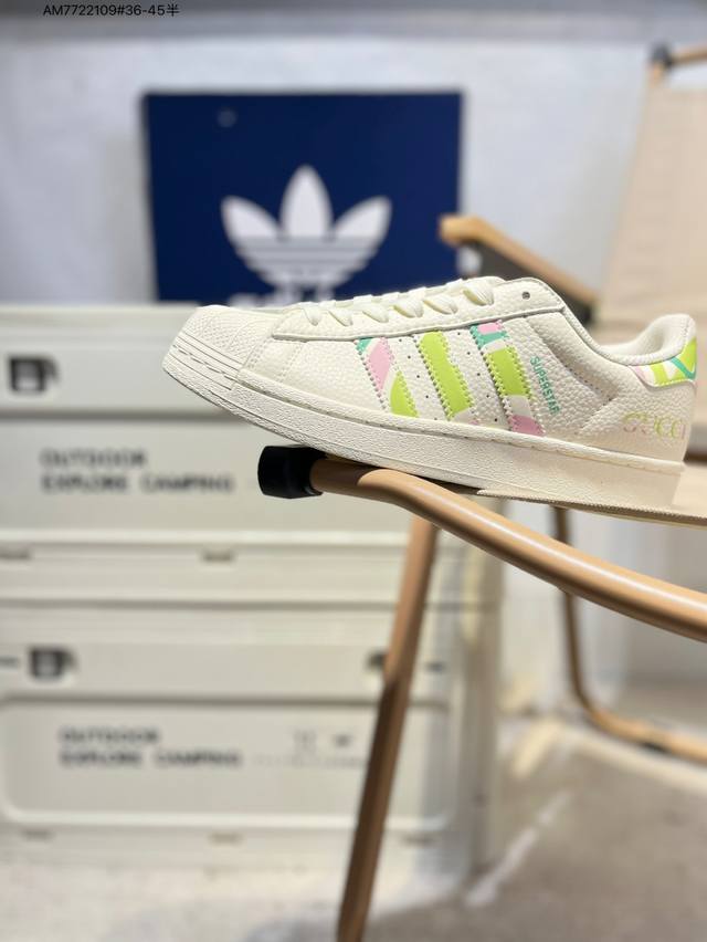 古驰 X Adidas Originals Superstar 经典配色 经典贝壳头官网同步 实拍首发渠道正品订单 诠释市场最高工艺水平区别市面普通真标版本，进