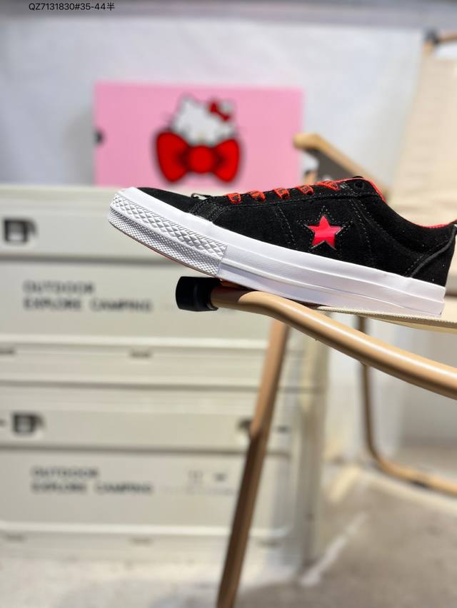 市面最为正确Pu硅蓝中底萌到犯规，凯蒂猫联名Hello Kitty X Converse One Star Suede Ox Top低帮麂皮硫化板鞋“浅灰猫脸五
