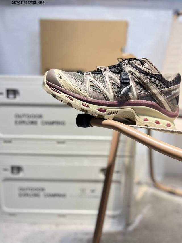 Salomon Xa Pro 3D Expanse萨洛蒙户外越野跑鞋 鞋面采用Sensifit贴合技术 全方位贴合包裹脚型 鞋跟部鞋底牵引设计 提供强大的抓地性
