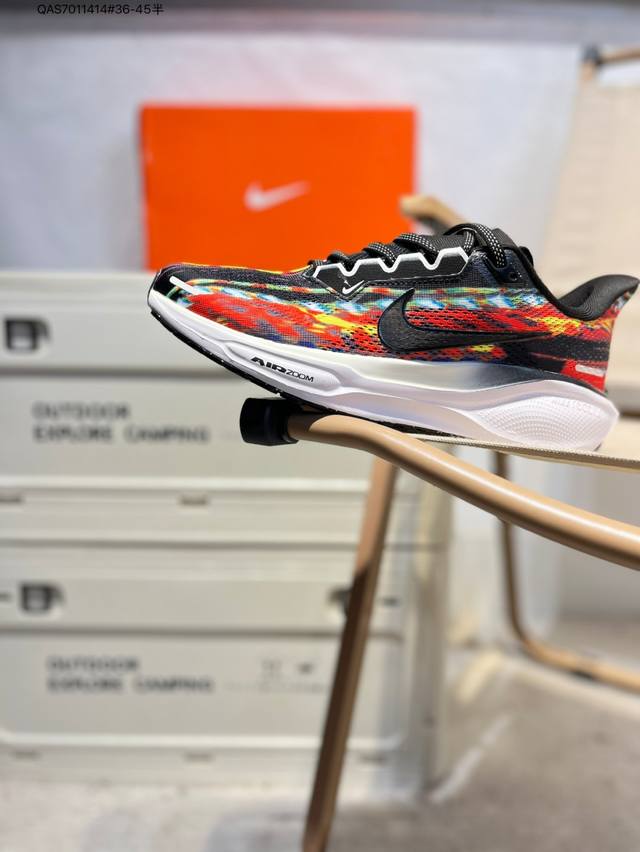 Nk Air Zoom Pegasus 41 登月跑鞋登月41代超轻网面跑步鞋 脚跟区域营造出色舒适度，而在鞋底部分，搭载全掌型Zoom Air配置耐克网面透气