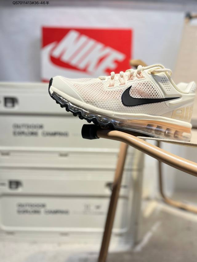 Nk Air Max 2013 复古透气网布气垫跑鞋 搭配全掌式 Max Air 气垫，为步伐注入充沛活力。半透明中底和外底，为整体造型画龙点睛，打造舒心时尚H