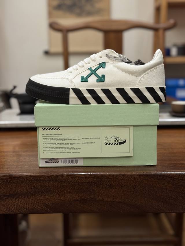 Off-White C O Virgil Abloh Vulc Low Top 箭头低帮硫化帆布板鞋尺码:36 37 38 39 40 41 42 43 44