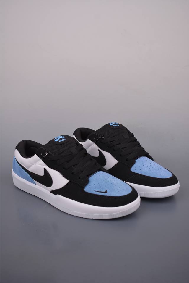 耐克Nike Sb Force 58 硫化杯底 传统篮球风格 原楦版型 Nike Sb Force 58 男 女滑板鞋采用包边设计经久耐穿 硫化结构则有效提升灵