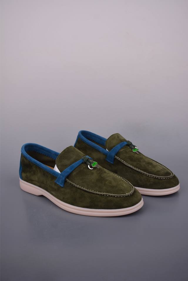 Mocassinq Summer Suede D . Divmartniel 马内尔 Pu 乐福鞋 广东纯原大厂出品 基础款圆领设计 简洁大方 简洁的品牌Log