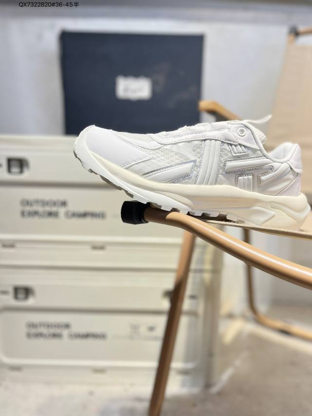 Asics亚瑟士Asics 鬼冢虎Tigtrail Rs系列低帮轻量缓震休闲运动跑步鞋 采用环保太空合成革配合透气网眼布鞋面材质 中底3D可视Gel缓震胶效果