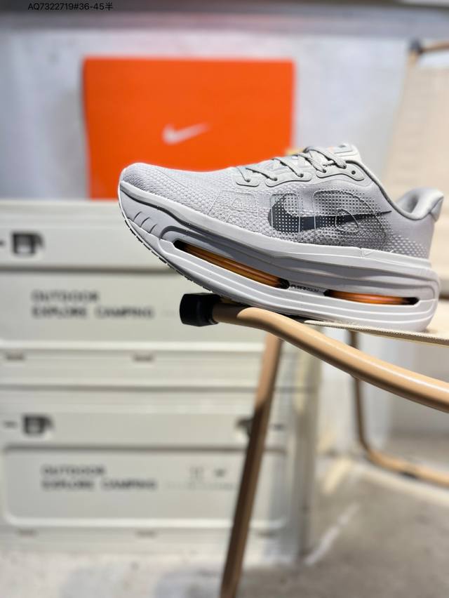 Nike Vomero Premium Air气垫40周年舒适百搭防滑耐磨 支撑缓震低帮 休闲跑步鞋 时尚外观和运动美学 结合泡棉缓震配置复古设计风格 泡棉中底