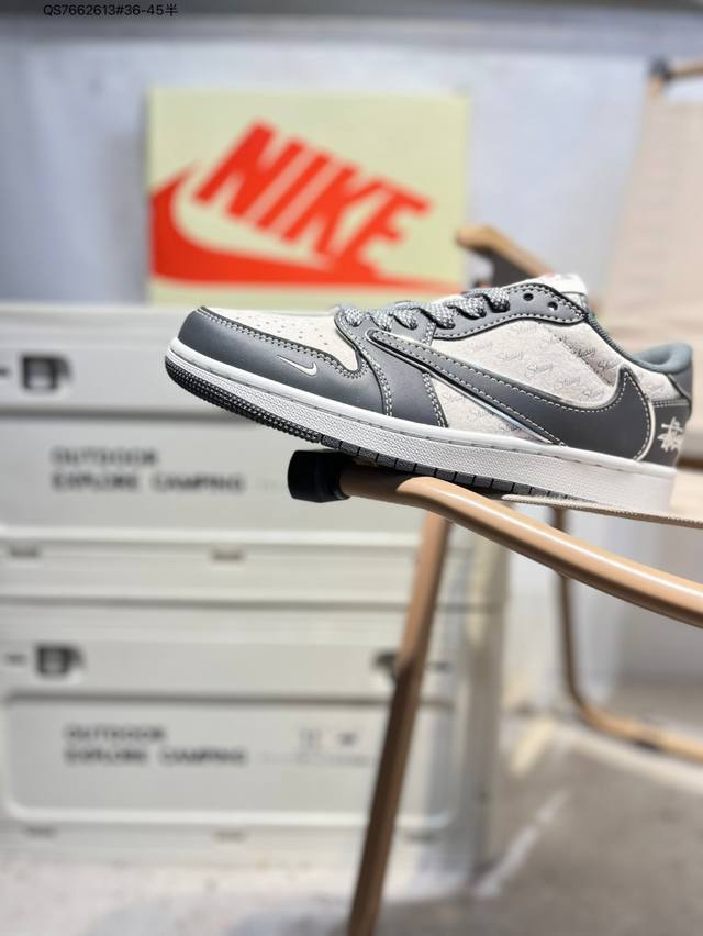 公司级头层皮斯图西 X 乔丹Air Jordan 1 Low Aj1低帮系列篮球鞋 官方同步配色 原装级产物 #拒绝公底 立体鞋型 细节完美 高清洁度Xz339