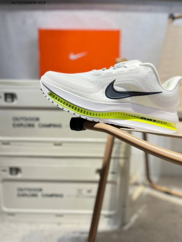 Nike Air Zoom Pegasus Premium 耐克网面全掌气垫缓震跑鞋 #全掌可见的Air Zoom首次在Pegasus系列中出现，模仿了Vapo