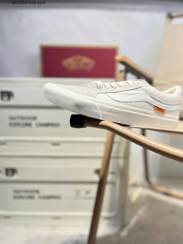 Vanssk8-Low万斯范斯官方 经典复古休闲运动板鞋，高端支线原始硫化工艺，艺术来源于生活成为了Vans美学的个性潮流标志，代表着光和希望，让你变得更加明亮