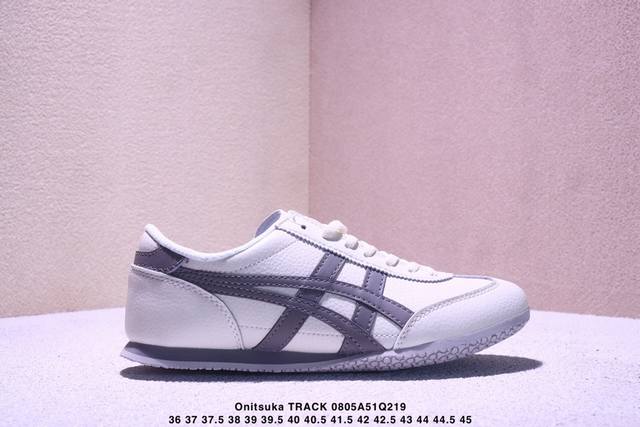 Onitsuka Track Trainer系列 亚瑟士鬼冢虎 复古经典板鞋 上架实拍鞋面采用翻毛皮和牛津布面设计制作 透气性好 包裹感很强 鞋底采用防滑耐磨橡