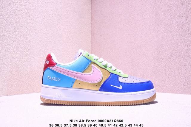 耐克 Nike Air Force 1 ’07 空军一号低帮百搭休闲运动板鞋。柔软、弹性十足的缓震性能和出色的中底设计，横跨复古与现代的外型结合，造就出风靡全球