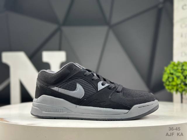 耐克 Air Jordan Stadium 9O Stadium Jordan Stadium 90充满了对Tinkerhathield 原创设计的致敬，包括中