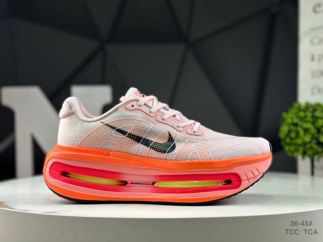 原 现降170 耐克 Nike Vomero Premium 耐克 飞马 舒适减震防滑 低帮跑步鞋 全掌Reactx泡绵中底 前掌和后跟还配备了Air Zoom