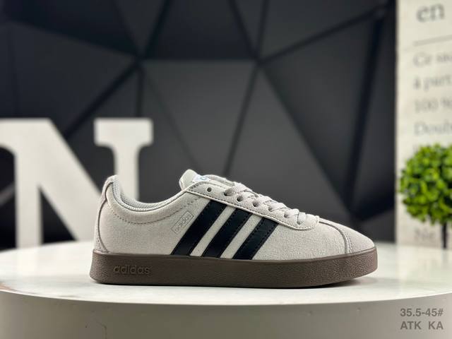阿迪达斯 Adidas Vl Court Classic Shoes 运动休闲板鞋德训鞋 这款Adidas经典运动鞋 以经典造型塑就百搭风格 灵感源自Adida