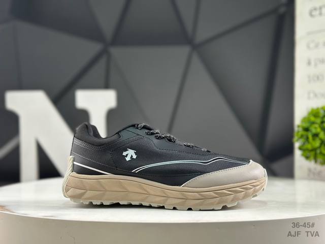 迪桑特 Descente Terraind 舒适柔软 防滑耐磨低帮 登山鞋 货号:Sq323Lcr95 尺码:36 36.5 37.5 38 38.5 39 4