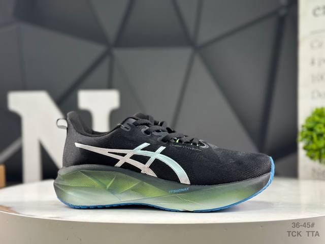 亚瑟士 Asics Novablast 5 低帮轻量透气缓震休闲运动跑步鞋 采用单丝纤维网布鞋面材质 鞋口圈柔软反绒皮材料 全新Eva与Obc混合发泡中底 外置