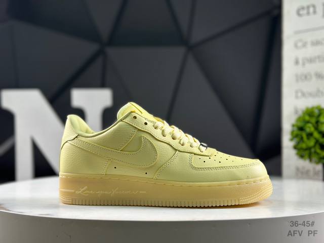 福利特价 耐克 Nike Air Force 1 Low 07 空军一号低帮百搭休闲运动板鞋 货号：Cz8065 800 码数：36 36.5 37.5 38