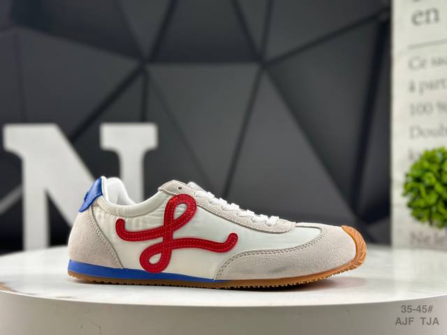 罗意威 Loewe Ballet Runner 2.0 Sneakers 芭蕾舞2.0系列阿甘复古风德训薄底百搭休闲运动鞋 #不对称鞋头设计、袜状内部结构，轻盈