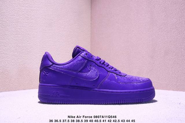 耐克Nike Air Force 1 Low 空军一号低帮百搭休闲运动板鞋 柔软、弹性十足的缓震性能和出色的中底设计，横跨复古与现代的外型结合，造就出风靡全球三