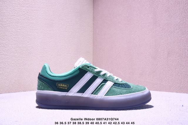 Ad Originals Gazelle Indoor End 三叶草休闲防滑耐磨低帮板鞋鞋头出色设计 塑就出众贴合感稳固的后跟贴合足部曲线设计软弹舒适 不易磨