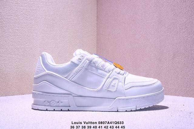 Louis Vuitton 路易威登～彩色印花 广东原产高性价比，采用皮革鞋面材质，内里小羊皮打造及去味海玻璃脚垫，空胶工艺，外置耐磨橡胶大底全新Lv路易威登L