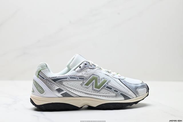 公司级New Balance 204L系列 新百伦 薄底鞋 薄底皮质鞋带德训系 减震耐磨包裹性支撑轻便 低帮 生活休闲鞋 货号:U204Lswb 尺码:35.5