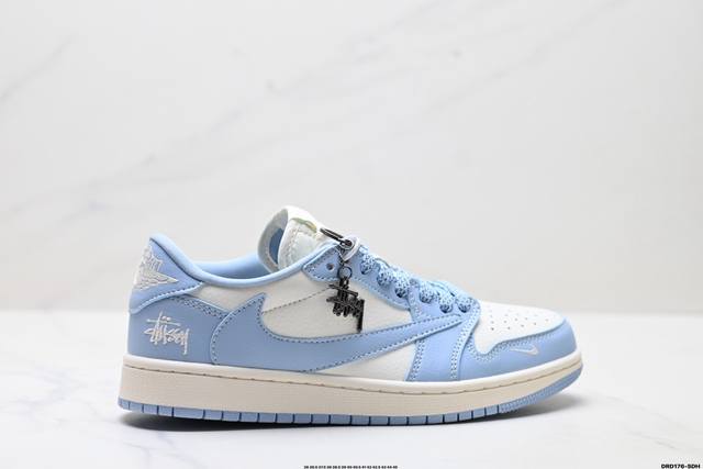 特价 公司级Nike Air Jordan 1 X Travis Scott Aj1倒勾 乔一倒钩 ‘Diy’定制 耐克 低帮文化篮球鞋 完美品质出货 细节如图